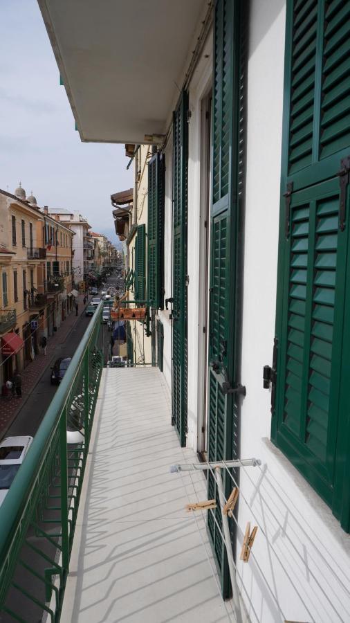 Appartamento Arte E Mare Bordighera Ngoại thất bức ảnh