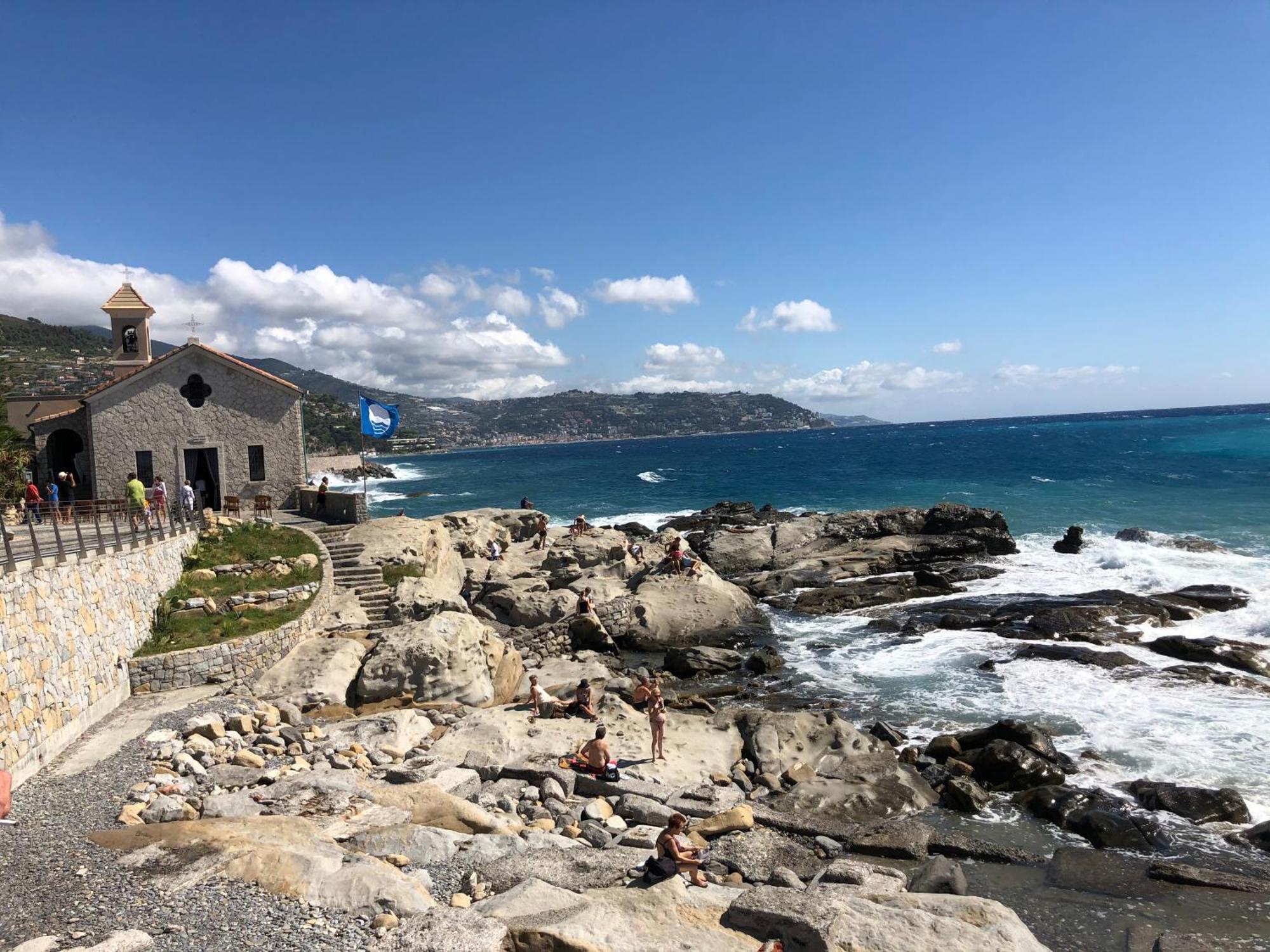 Appartamento Arte E Mare Bordighera Ngoại thất bức ảnh